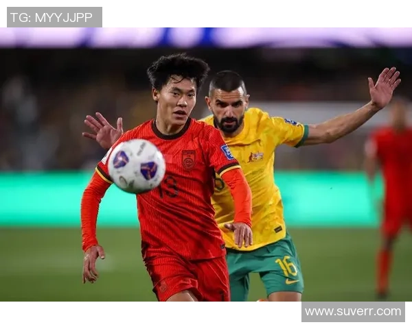 中国足球迎战印尼队全力争胜展现实力与团队精神 中国足球迎战印尼队全力争胜展现实力与团队精神